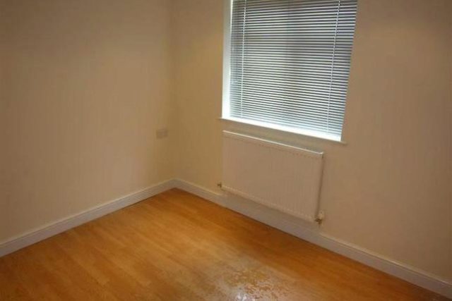  Image of 2 bedroom Flat to rent in Swinton Hall Road Swinton Manchester M27 at Swinton Hall Road, Swinton, Manchester M27