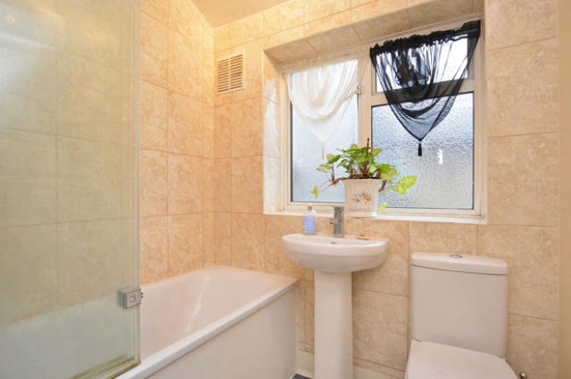  Image of 3 bedroom Terraced house for sale in Brocklehurst Street London SE14 at Brocklehurst Street, London SE14
