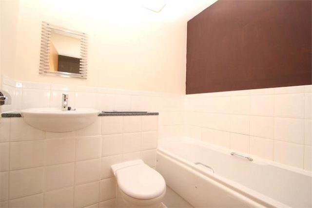  Image of 3 bedroom Terraced house to rent in Admiralty Close West Drayton UB7 at Admiralty Close, West Drayton, Middlesex UB7