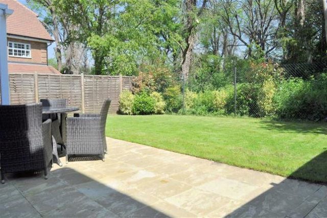  Image of 5 bedroom Detached house to rent in Century Way Beckenham BR3 at Century Way, Beckenham, Kent BR3