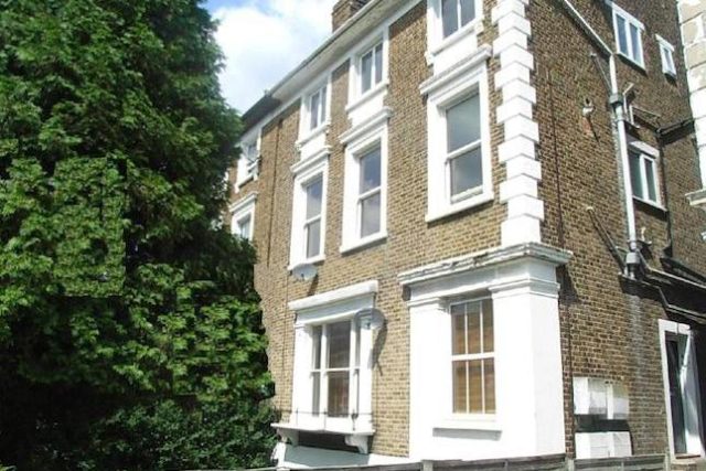  Image of 2 bedroom Flat to rent in St. James
