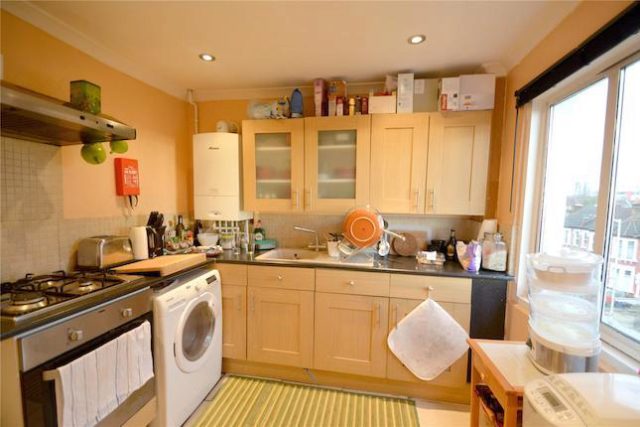  Image of 2 bedroom Flat to rent in St. James