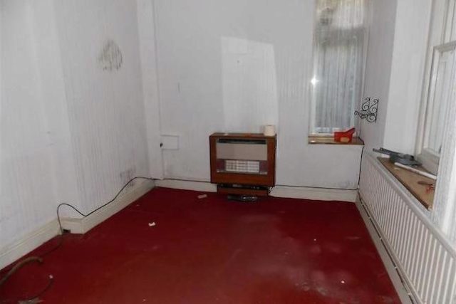  Image of 3 bedroom Terraced house for sale in Berw Road Pontypridd CF37 at Berw Road, Pontypridd CF37