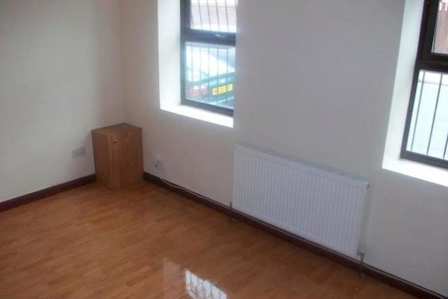  Image of 1 bedroom Flat to rent in Westminster Road Kirkdale Liverpool L4 at Westminster Road, Kirkdale, Liverpool L4