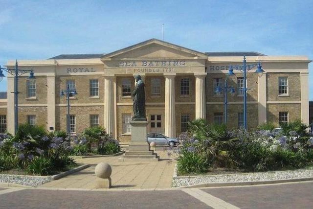  Image of 2 bedroom Flat for sale in The Royal Seabathing Canterbury Road Margate CT9 at Alexandra Court, The Royal Seabathing, Canterbury Road, Margate CT9