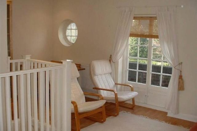  Image of 2 bedroom Flat to rent in Neale Close London N2 at Neale Close, Hampstead Garden Suburb, London N2