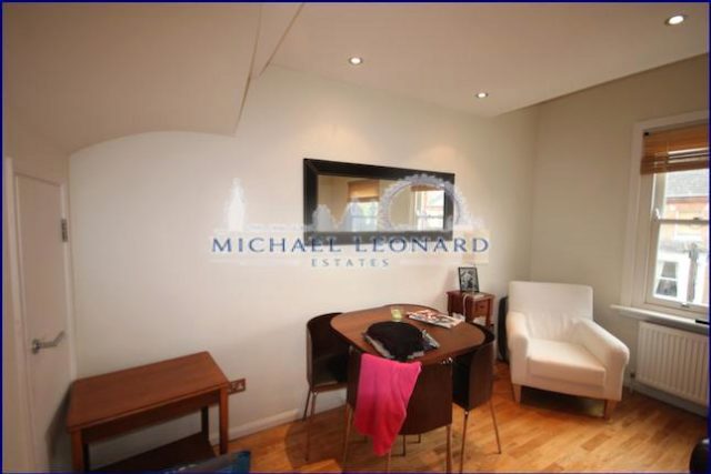  Image of 3 bedroom Flat to rent in Portnall Road London W9 at Portnall Rd, Queens Park W9