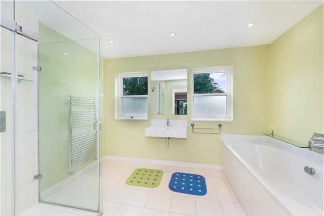  Image of 4 bedroom Semi-Detached house to rent in Blackheath Grove London SE3 at Blackheath Grove, London SE3