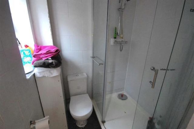  Image of 6 bedroom Detached house for sale in Highcrest Grove Tyldesley Manchester M29 at Highcrest Grove, Tyldesley, Manchester M29