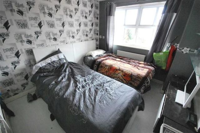  Image of 6 bedroom Detached house for sale in Highcrest Grove Tyldesley Manchester M29 at Highcrest Grove, Tyldesley, Manchester M29