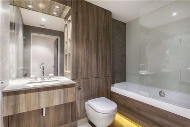  Image of 1 bedroom Flat for sale in Townmead Road London SW6 at Octavia House, Imperial Wharf, Fulham, London SW6