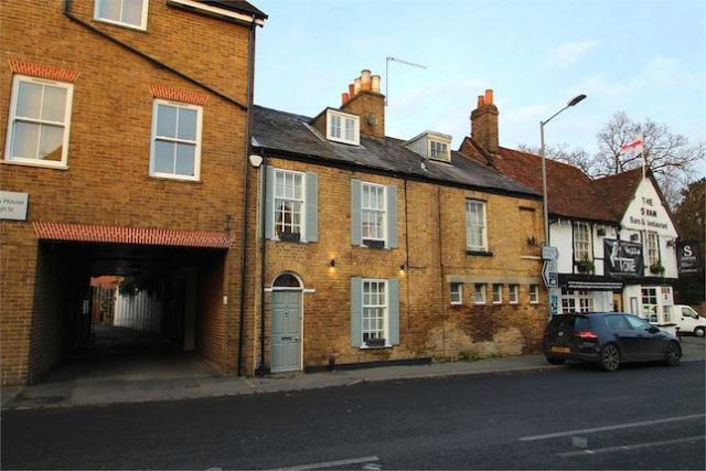  Image of 2 bedroom Cottage for sale in High Street Iver SL0 at High Street, Iver, Buckinghamshire SL0