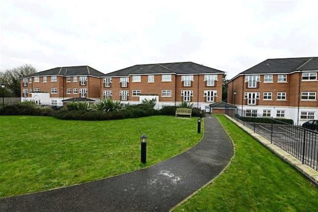  Image of 2 bedroom Flat for sale in Bressay Drive London NW7 at Bressay Drive, Mill Hill, London NW7