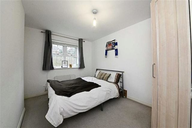  Image of 2 bedroom Flat for sale in Bressay Drive London NW7 at Bressay Drive, Mill Hill, London NW7