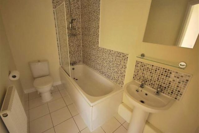  Image of 2 bedroom Flat for sale in Everside Close Walkden Manchester M28 at Everside Close, Walkden, Manchester M28