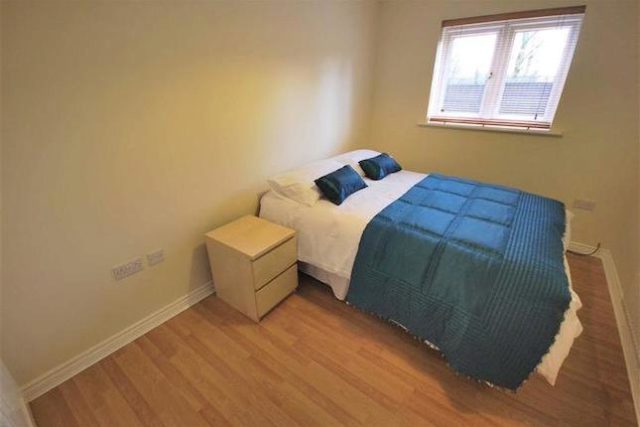 Image of 2 bedroom Flat for sale in Everside Close Walkden Manchester M28 at Everside Close, Walkden, Manchester M28