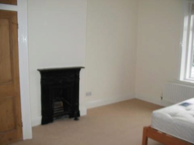  Image of 2 bedroom Terraced house to rent in Granville Terrace Guiseley Leeds LS20 at Granville Terrace, Guiseley, Leeds LS20
