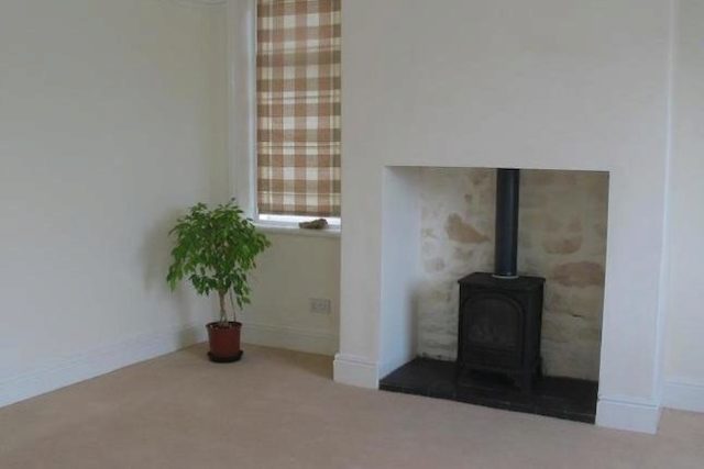  Image of 2 bedroom Terraced house to rent in Granville Terrace Guiseley Leeds LS20 at Granville Terrace, Guiseley, Leeds LS20