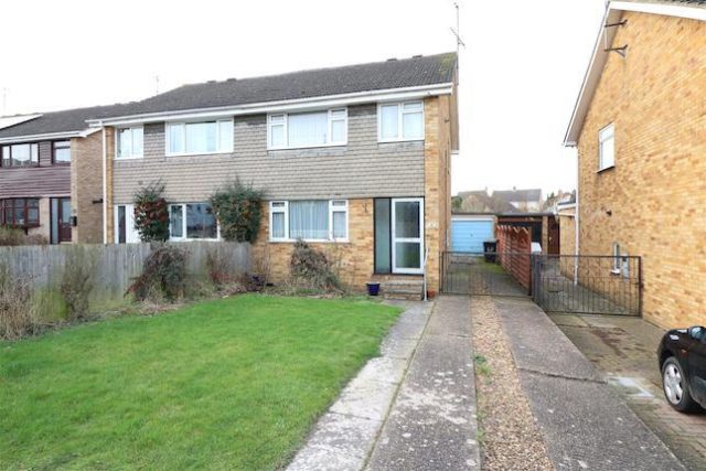 Image of 3 bedroom Semi-Detached house for sale in Masefield Drive Rushden NN10 at Masefield Drive, Rushden NN10