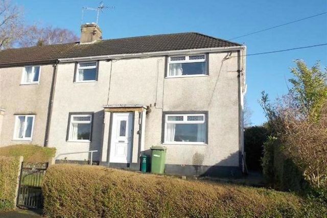  Image of 3 bedroom Semi-Detached house for sale in Dyffryn Avenue Rhydyfelin Pontypridd CF37 at Dyffryn Avenue, Rhydyfelin, Pontypridd CF37