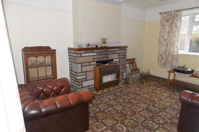  Image of 3 bedroom Semi-Detached house for sale in Dyffryn Avenue Rhydyfelin Pontypridd CF37 at Dyffryn Avenue, Rhydyfelin, Pontypridd CF37
