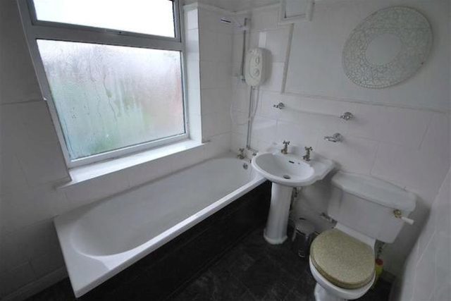  Image of 3 bedroom Semi-Detached house for sale in Mort Lane Tyldesley Manchester M29 at Mort Lane, Tyldesley, Manchester M29