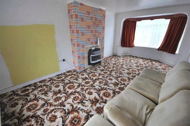  Image of 3 bedroom Semi-Detached house for sale in Radcliffe Park Road Salford M6 at Radcliffe Park Road, Salford M6