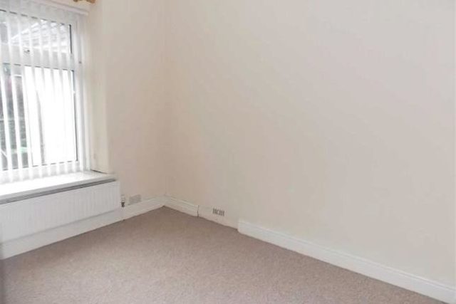  Image of 3 bedroom Terraced house to rent in Pontshonnorton Road Pontypridd CF37 at Pontshonnorton Road, Pontypridd CF37