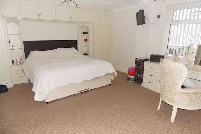  Image of 4 bedroom Detached Bungalow for sale in Ynysybwl Road Pontypridd CF37 at Ynysybwl Road, Pontypridd CF37