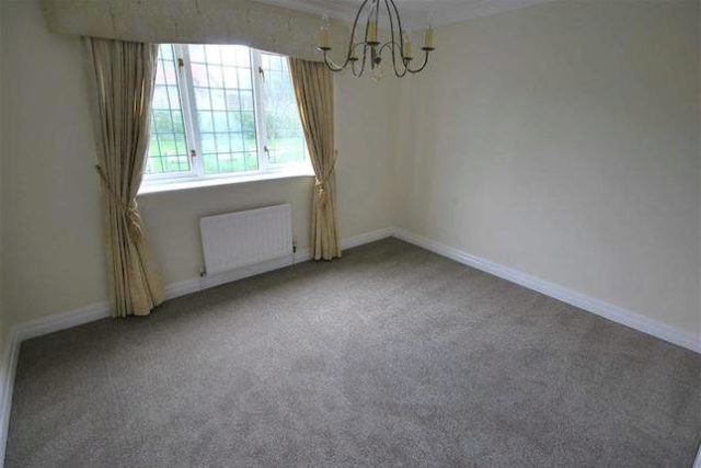  Image of 4 bedroom Detached house to rent in Habergham Close Walkden Manchester M28 at Habergham Close, Walkden, Manchester M28
