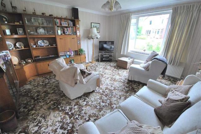  Image of 4 bedroom Semi-Detached house for sale in Ladybridge Avenue Walkden Manchester M28 at Ladybridge Avenue, Walkden, Manchester M28