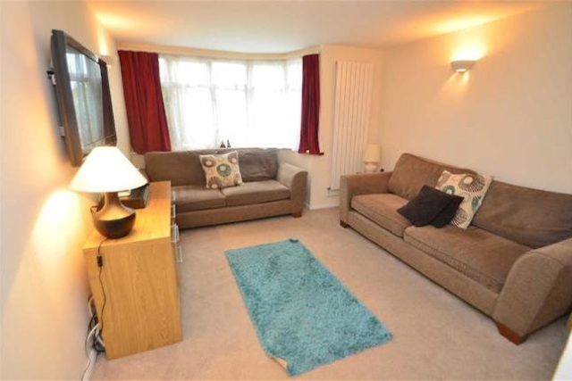  Image of 4 bedroom Semi-Detached house to rent in Shepperton Road Petts Wood Orpington BR5 at Shepperton Road, Petts Wood, Kent BR5