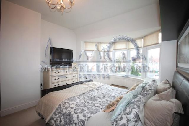  Image of 5 bedroom Property for sale in Stuart Avenue London NW9 at Stuart Avenue, West Hendon NW9