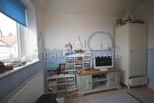  Image of 5 bedroom Property for sale in Stuart Avenue London NW9 at Stuart Avenue, West Hendon NW9