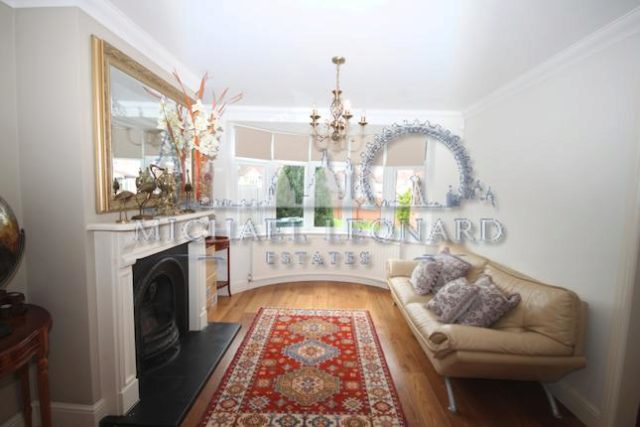  Image of 5 bedroom Property for sale in Stuart Avenue London NW9 at Stuart Avenue, West Hendon NW9