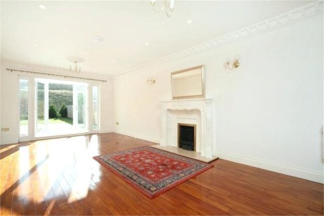  Image of 6 bedroom Detached house to rent in Coppermill Road Wraysbury Staines TW19 at Coppermill Road, Wraysbury, Berkshire TW19