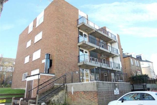  Image of 1 bedroom Maisonette for sale in Addiscombe Road Croydon CR0 at Addiscombe Road, Croydon CR0