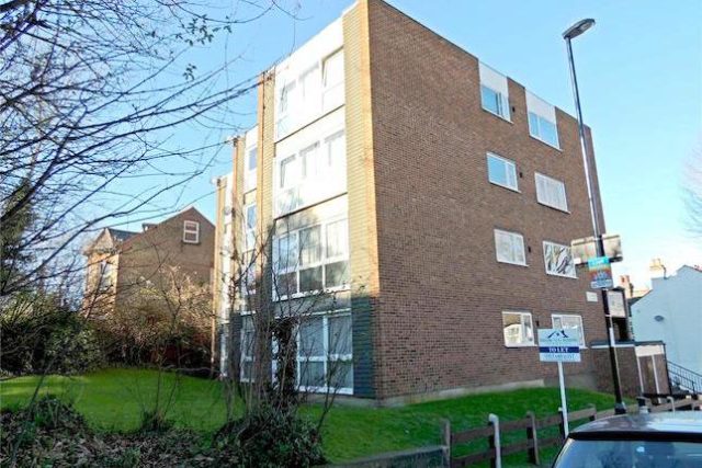  Image of 1 bedroom Maisonette for sale in Addiscombe Road Croydon CR0 at Addiscombe Road, Croydon CR0