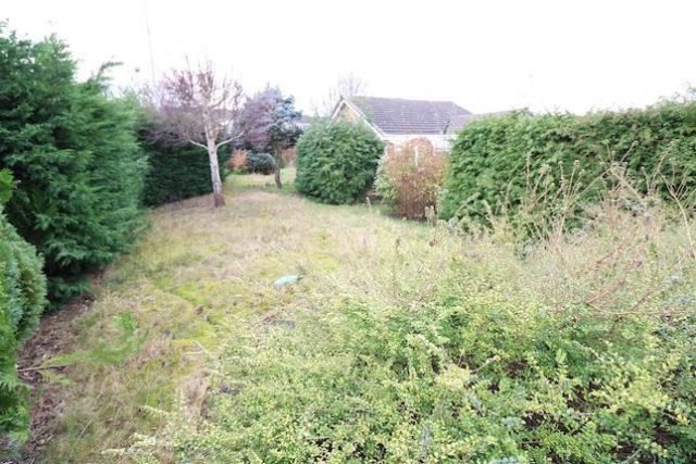  Image of 2 bedroom Detached Bungalow for sale in Arundel Court Rushden NN10 at Arundel Court, Rushden NN10