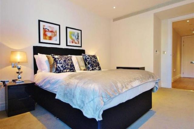  Image of 2 bedroom Flat to rent in Kirtling Street London SW8 at Three Riverlight Quay, Nine Elms, London SW8