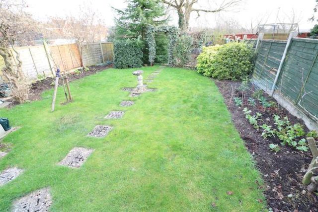  Image of 2 bedroom Semi-Detached Bungalow for sale in St. Margarets Avenue Rushden NN10 at St. Margarets Avenue, Rushden NN10