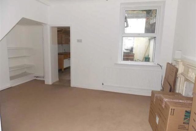  Image of 3 bedroom Terraced house for sale in Berw Road Pontypridd CF37 at Berw Road, Pontypridd CF37