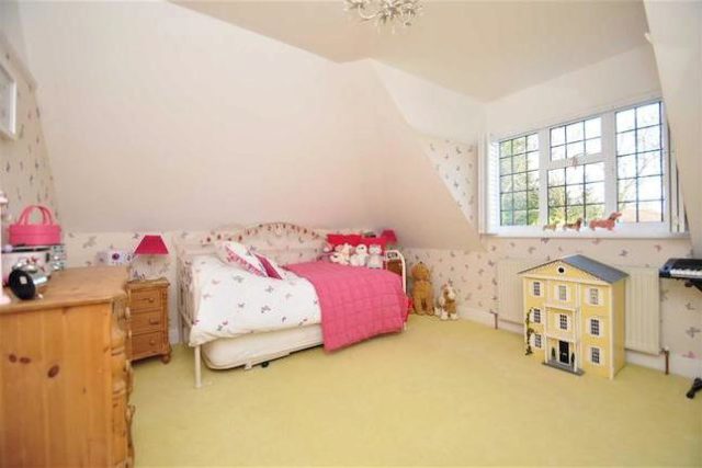  Image of 4 bedroom Detached house for sale in Mada Road Orpington BR6 at Mada Road, Locksbottom, Orpington BR6