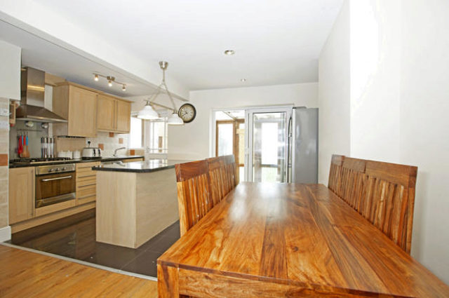  Image of 5 bedroom End of Terrace for sale in Ribchester Avenue Perivale Greenford UB6 at Ribchester Avenue, Greenford UB6