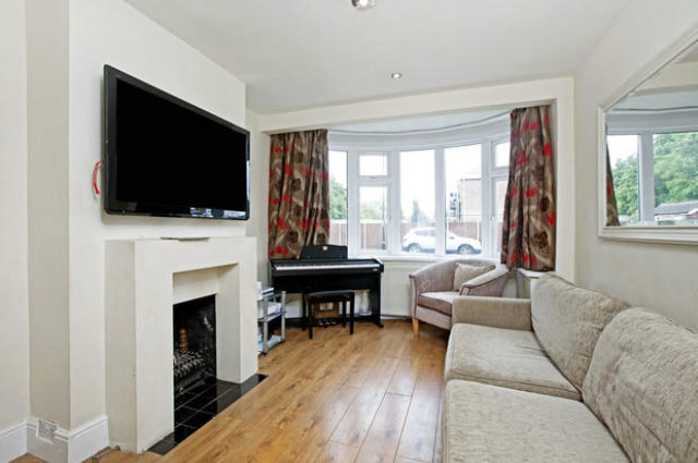  Image of 5 bedroom End of Terrace for sale in Ribchester Avenue Perivale Greenford UB6 at Ribchester Avenue, Greenford UB6