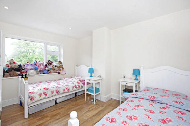  Image of 5 bedroom End of Terrace for sale in Ribchester Avenue Perivale Greenford UB6 at Ribchester Avenue, Greenford UB6