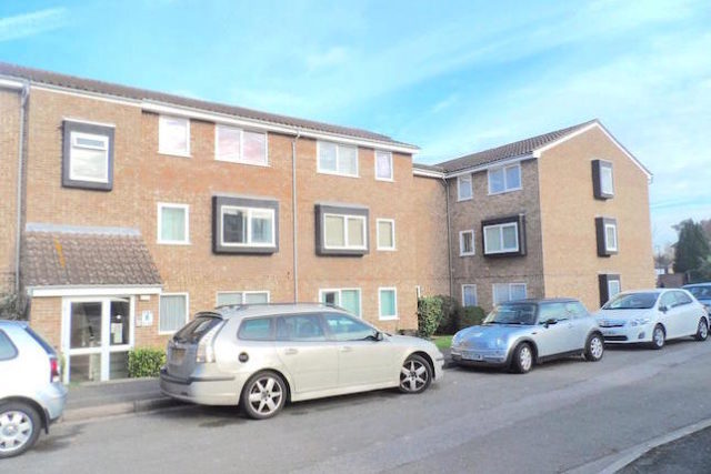  Image of 1 bedroom Flat to rent in Old Park Mews Heston Hounslow TW5 at Old Park Mews, Hounslow TW5