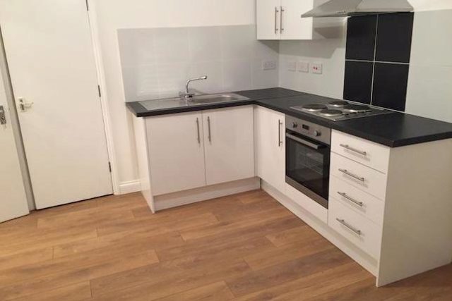  Image of 1 bedroom Flat to rent in Anstey Road Reading RG1 at One Bedroom Executive Apartment, Reading RG1