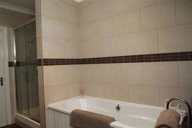  Image of 2 bedroom Flat to rent in Page Heath Lane Bickley Bromley BR1 at 10 Page Heath Lane, Bickley, Kent BR1