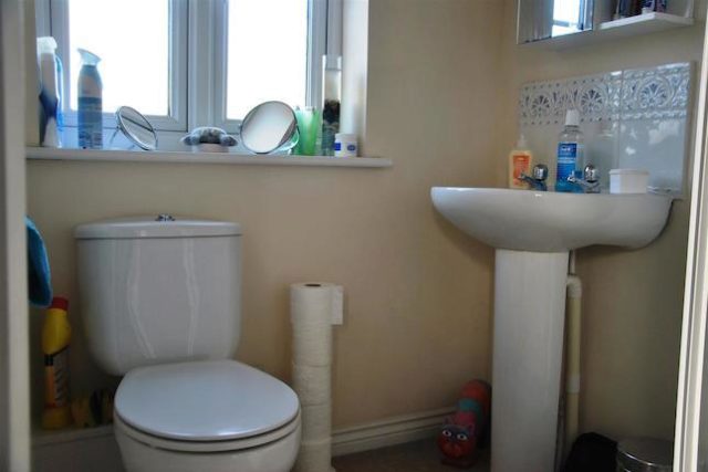  Image of 4 bedroom End of Terrace for sale in Cassini Drive Swindon SN25 at Cassini Drive, Redhouse, Swindon SN25